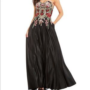 Prom Dress - Blondie Nites